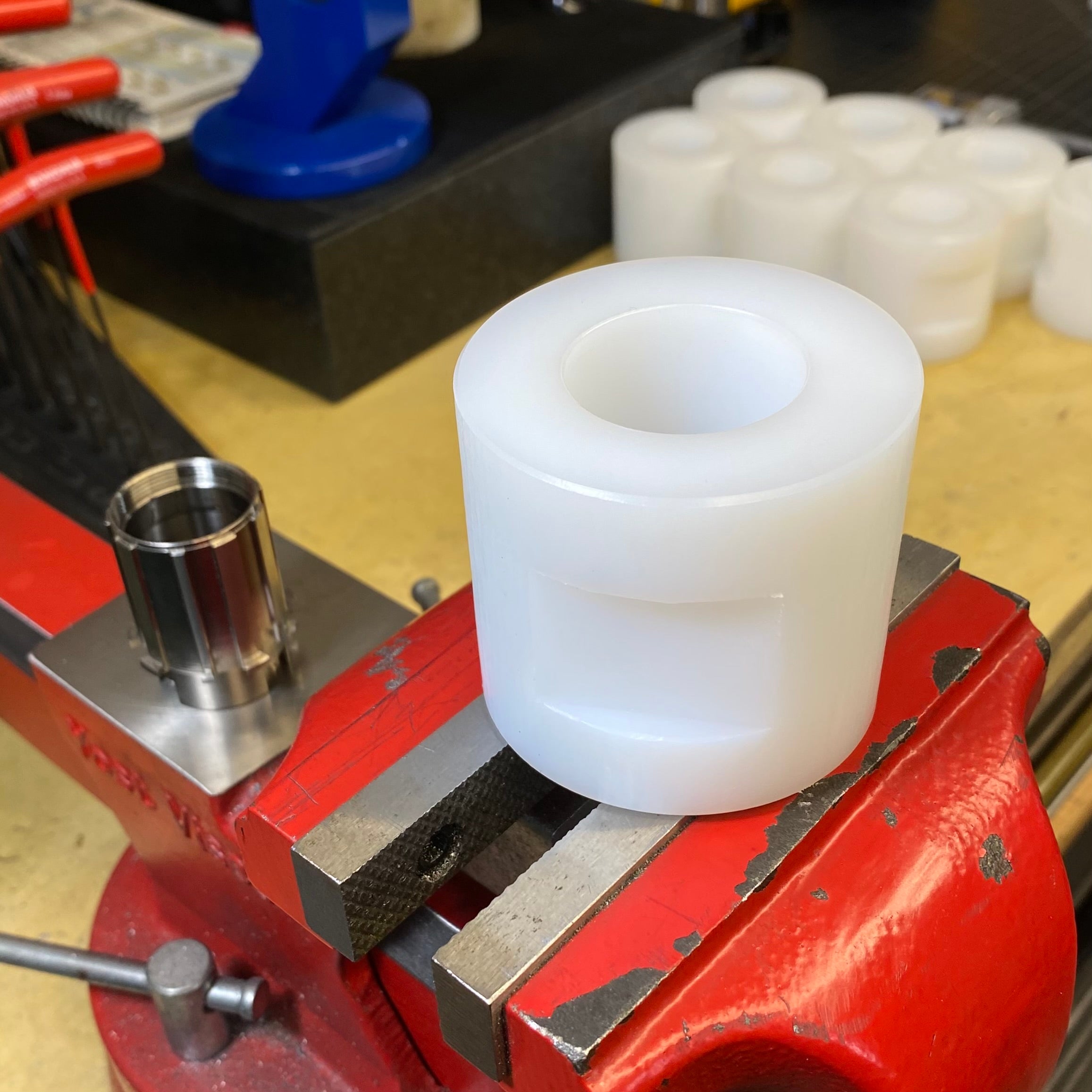 Vise-friendly Hub Support Tool โ Pinner Machine Shop