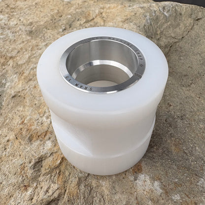 Vise-friendly Hub Support Tool